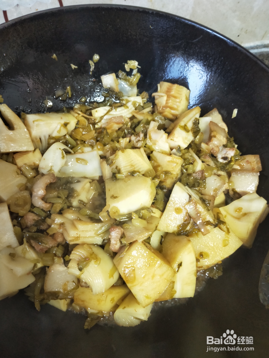 忍不住流口水的酸菜笋块