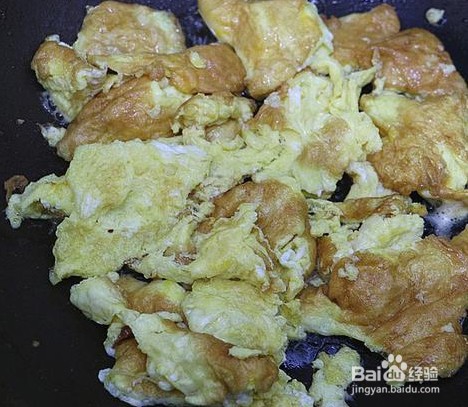 苦瓜炒鸡蛋的做法