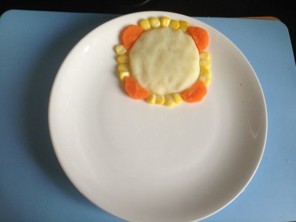 土豆泥配鸡蛋饼