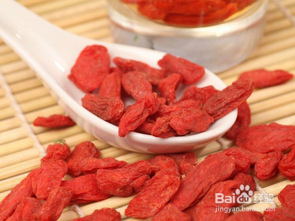 吃枸杞的禁忌 吃枸杞需要注意什么