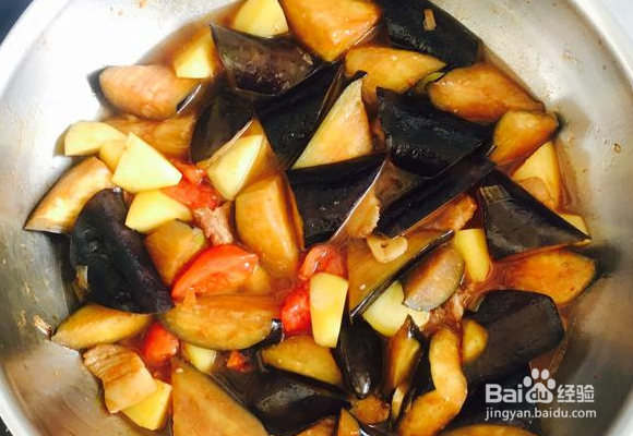茄子炖土豆的家常做法