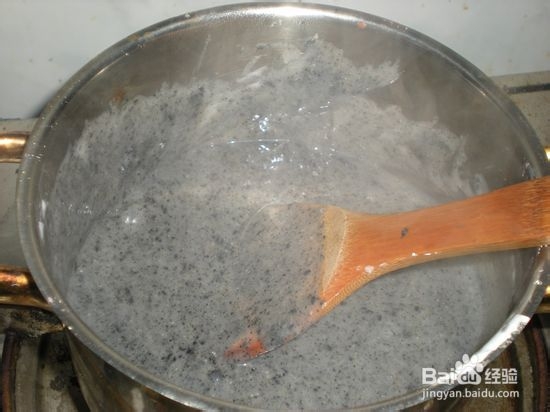 怎么做美味养颜的黑芝麻糊