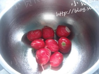 酸甜樱桃小萝卜