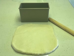 葱香肉松吐司的做法