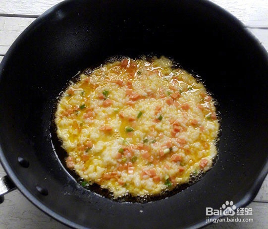 剩米饭这样做,好吃又省事。馋哭隔壁小孩