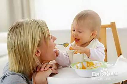 带宝宝出门给孩子准备什么吃的？