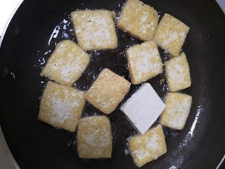 鱼香熊掌豆腐怎么做？