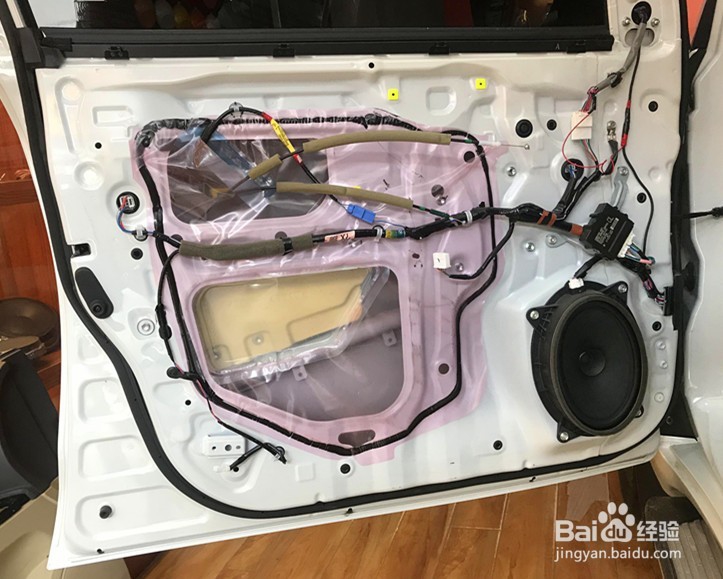 酷路泽升级换装丹麦芬朗汽车音响