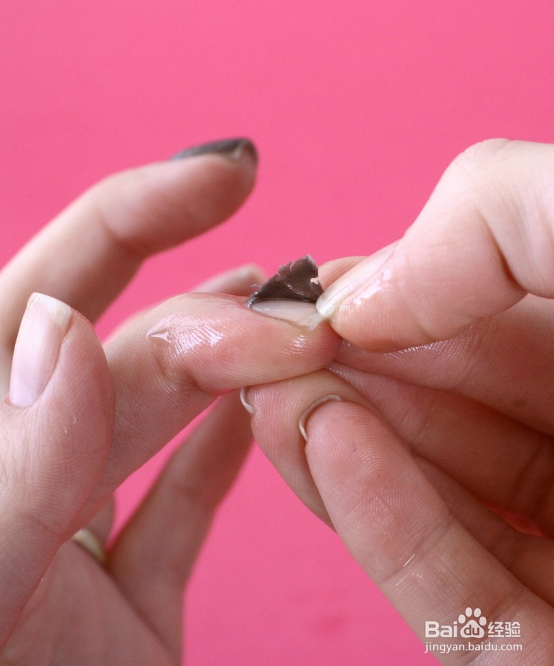 美甲过后，怎样去指甲油/胶不伤指甲