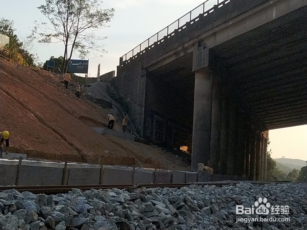 路堤施工过程当中应该注意哪些事项?