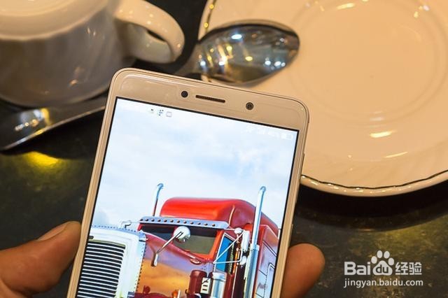 华为荣耀畅玩6X,玩起单反模式不服不行