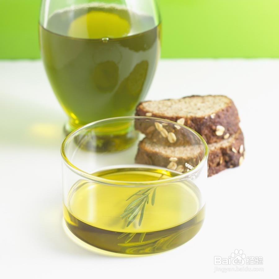 冬季皮肤干燥怎么保湿 冬季补水保湿的方法