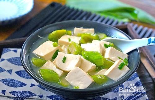 丝瓜豆腐靓汤