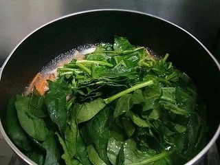 凉拌菠菜平菇怎么做