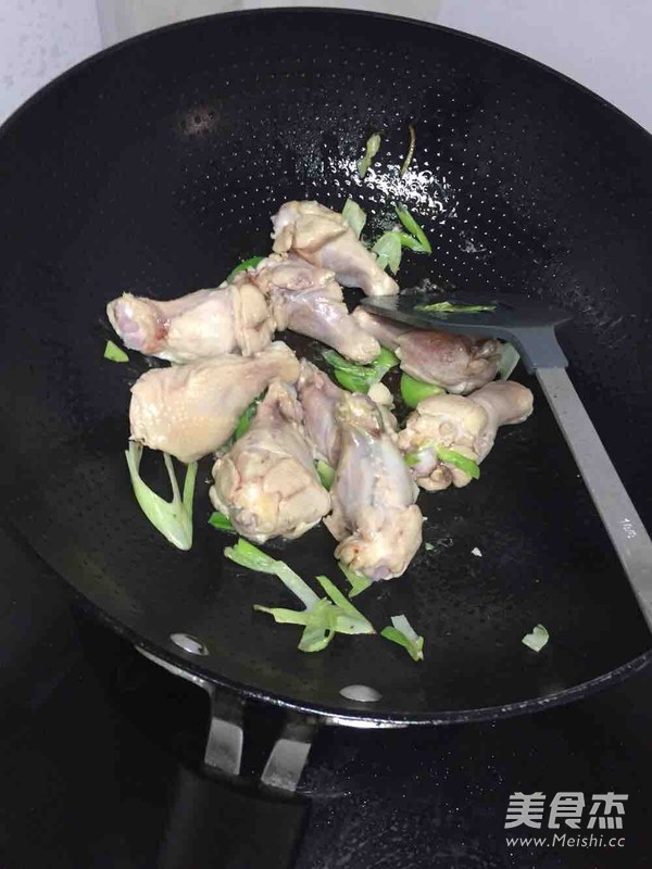 可乐翅根的做法