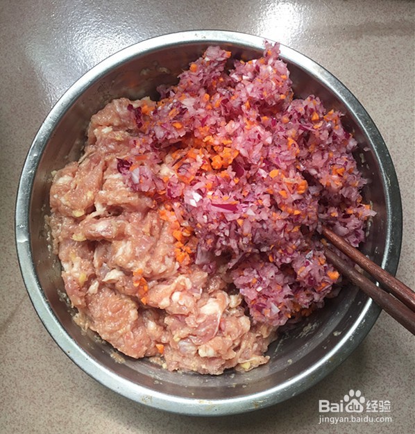 洋葱猪肉煎饺的做法
