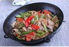 夏日干锅菜也可吃的这样爽口——干锅杏鲍菇