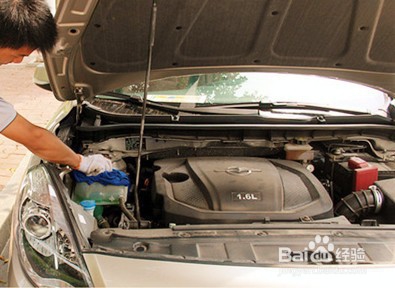 水温指示灯亮了需要怎样处理