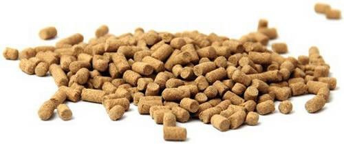 虾的饲料制作方法与步骤