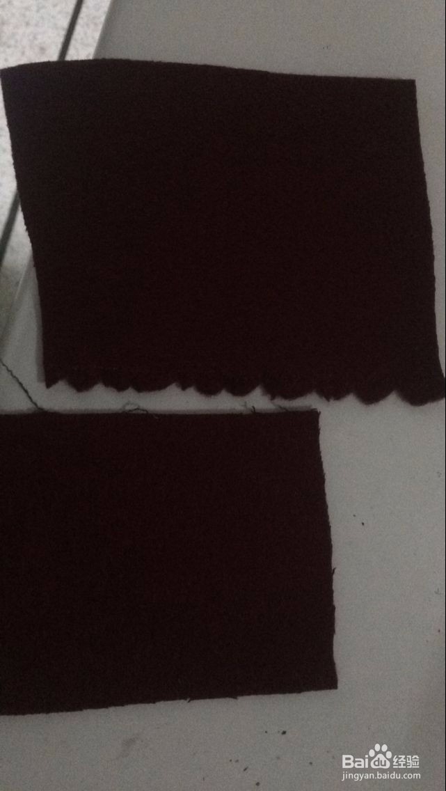 如何辨别纯羊毛大衣真伪