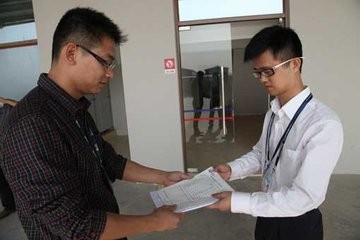 和同事一起做的工作出现问题怎么办