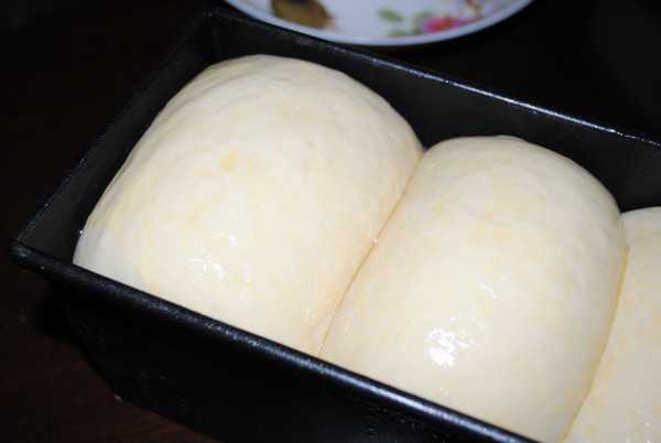 吃一口就会上瘾的奶油白土司，竟然是这样做的！