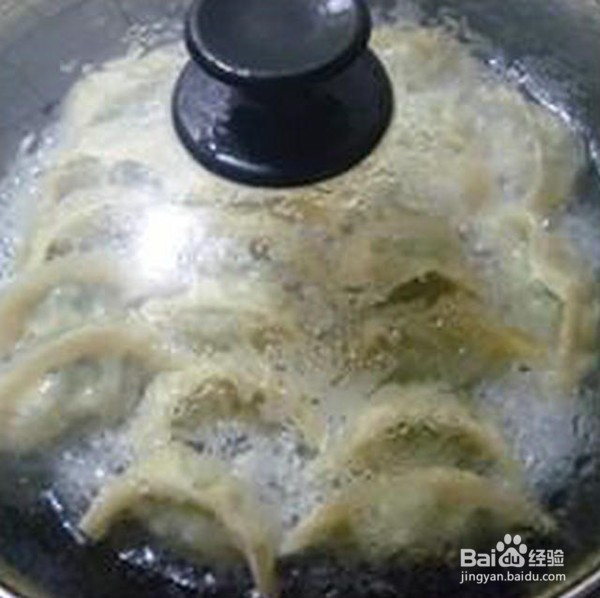 荠菜肉馅煎饺做法