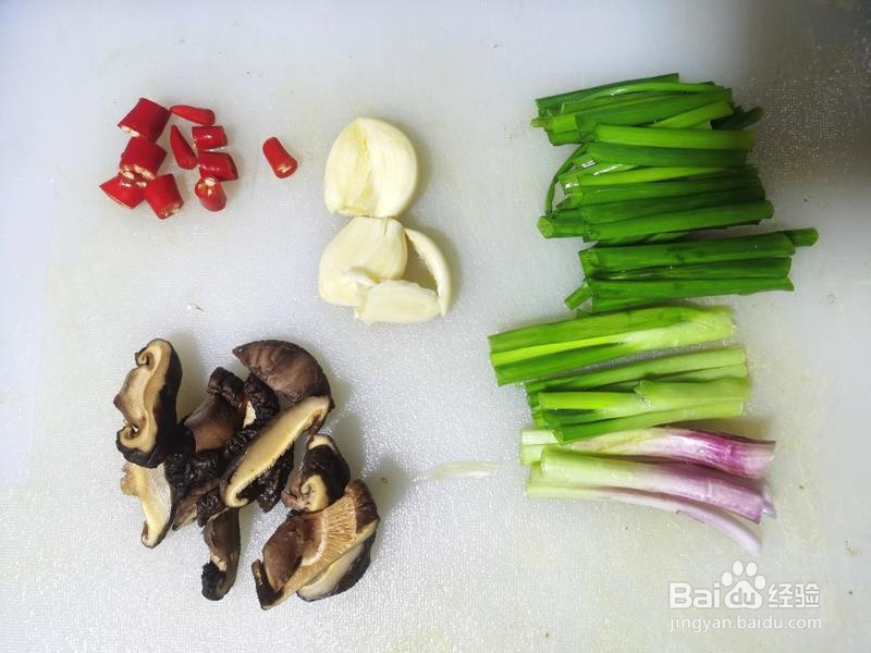 板栗烧鸡快手版的做法