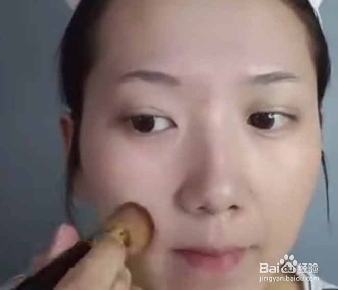 想要粉底不卡粉浮粉我来教你怎么做