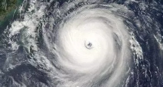 今年没有秋天,直接进入冬天有这个说法吗