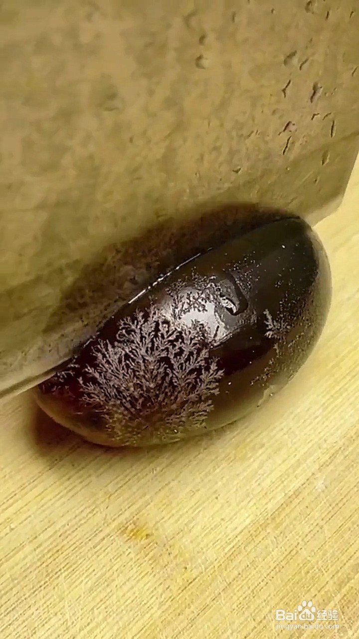 松花蛋和火腿肠怎么做