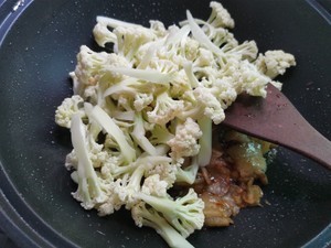 五花肉配花子菜