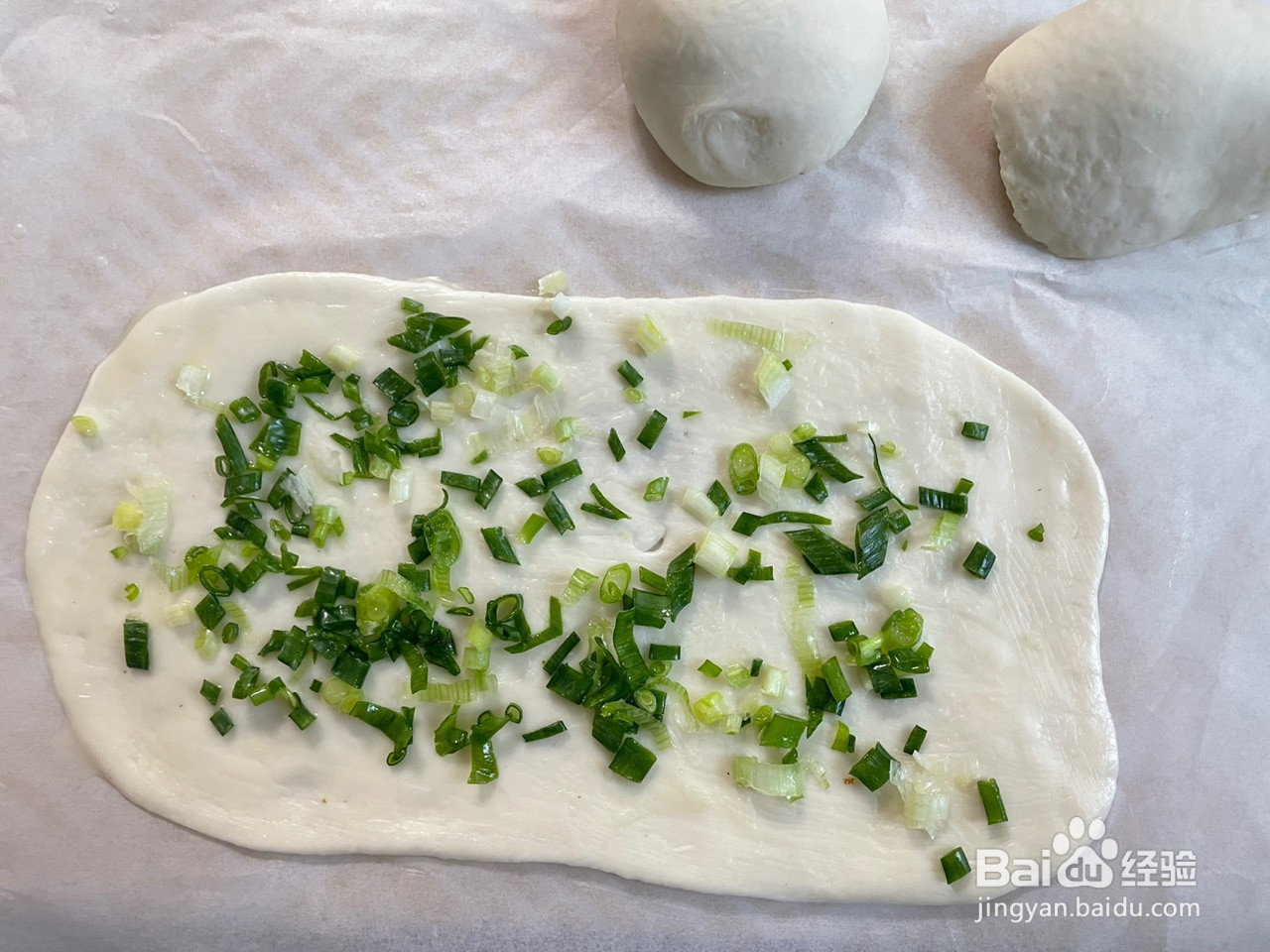 一次成功的葱油饼的做法