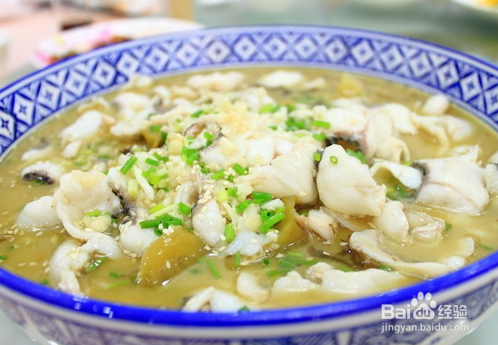 常吃酸菜鱼会致胃癌