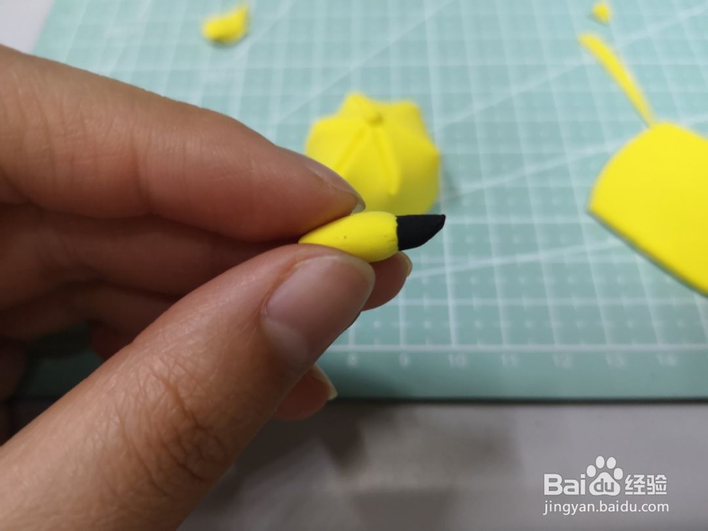 制作简单的皮卡丘棒球帽