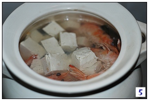 【味噌汤】白味噌和赤味噌的区别？煮味噌汤的技巧？