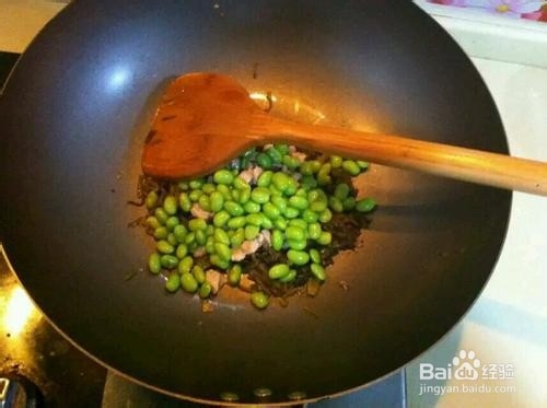 毛豆炒咸菜的做法