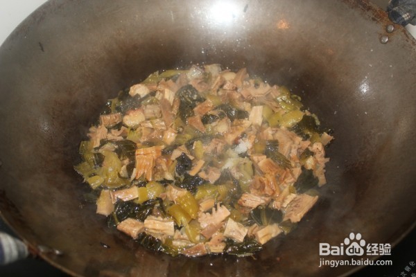 笋干炖酸菜的做法