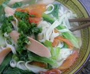西红柿莴笋热汤面的制作方法