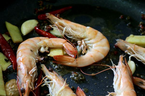 香辣荷兰豆炒大虾