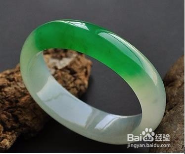 千灵玉篇：鉴别玉器的真伪