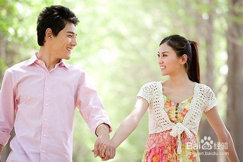 巧用11个恋爱暗示告诉TA(一)