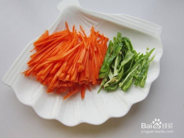 豆芽炒肉丝的做法