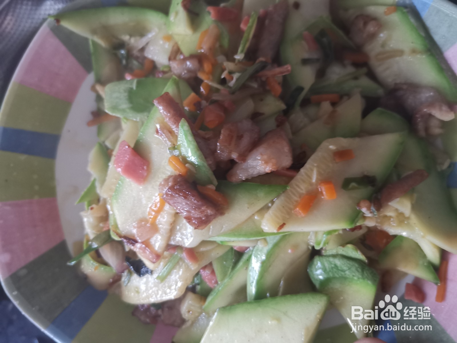 火腿丁炒西葫芦