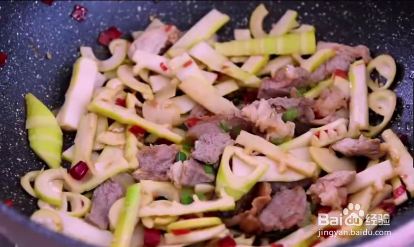 怎么做一份美味的鲜笋小炒肉？