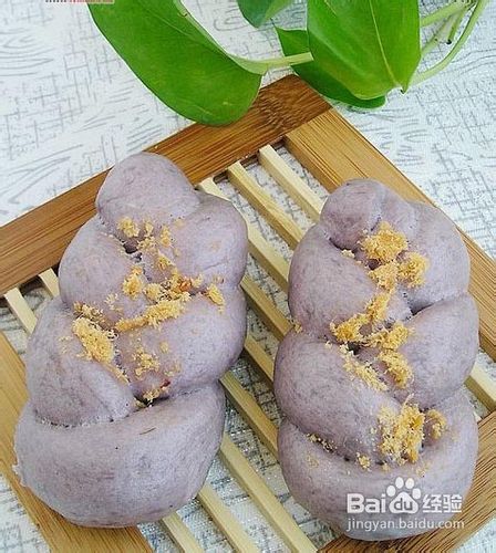 紫薯肉松麻花卷