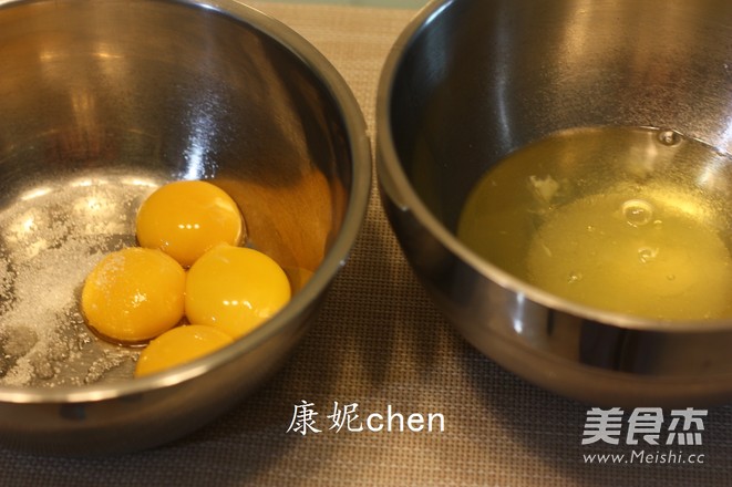 樱花肉松蛋糕卷