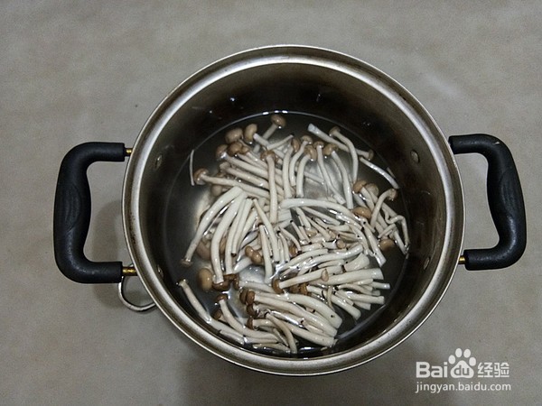 培根黑胡椒炒乌冬面