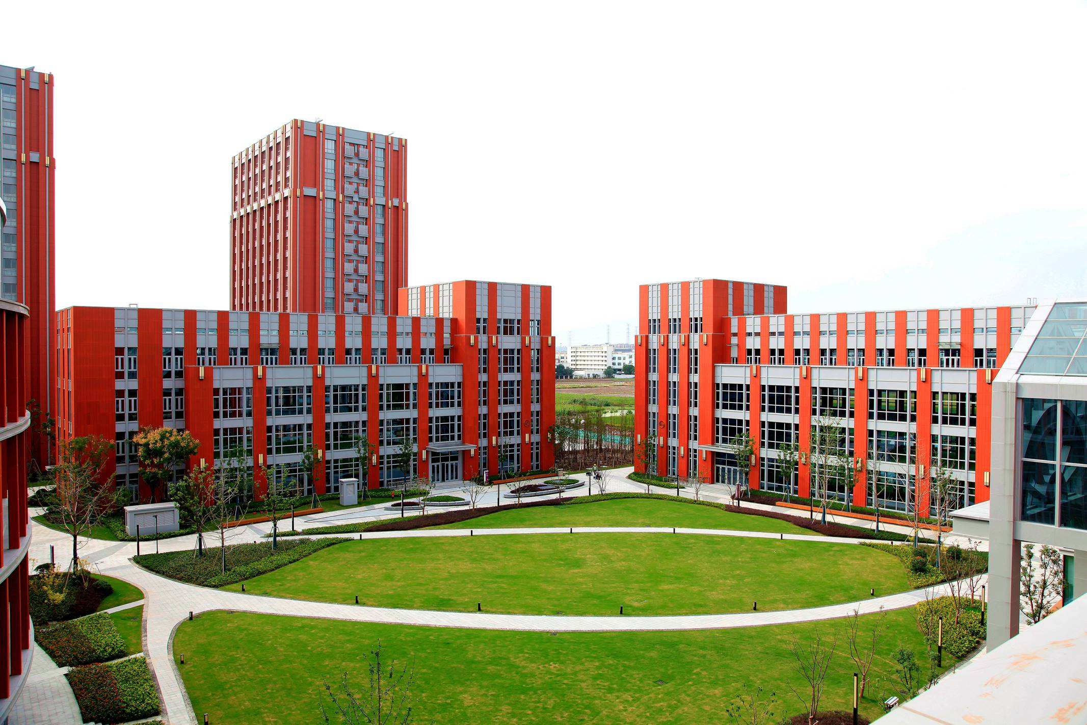 私立高中和一般高中有什么区别