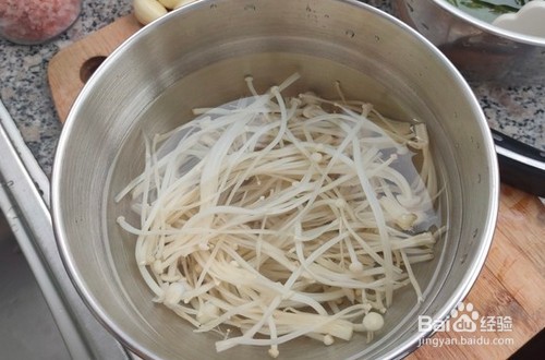 金针菇拌海带怎么做